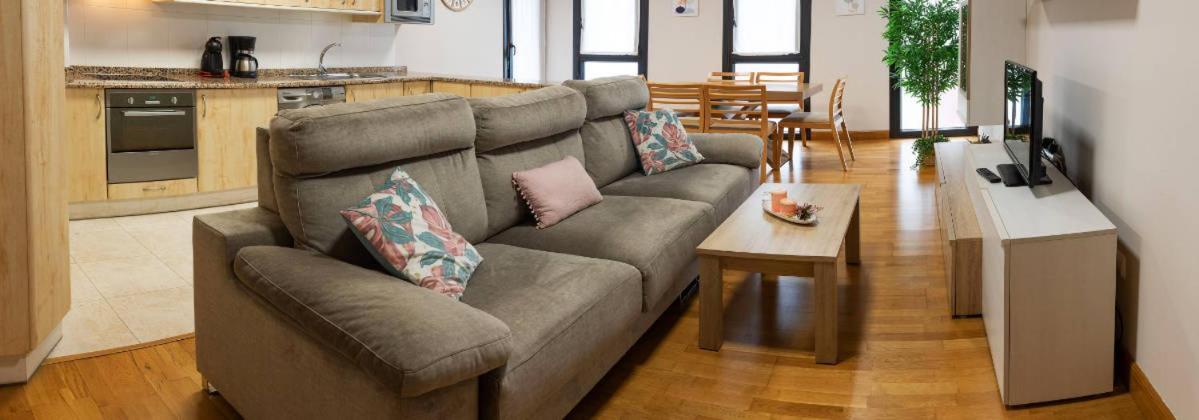 Apartamento Baztan Berri Elizondo Bagian luar foto