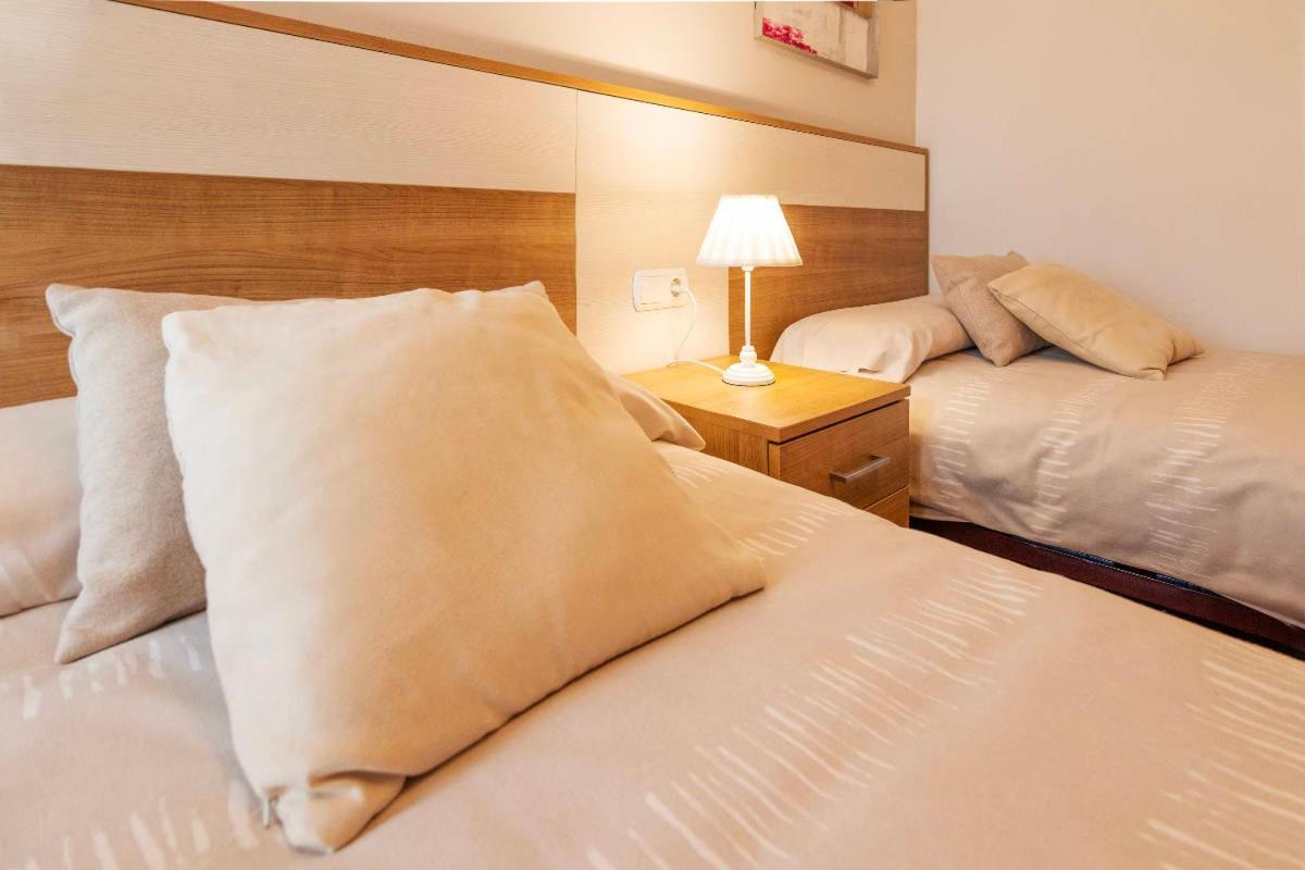 Apartamento Baztan Berri Elizondo Bagian luar foto